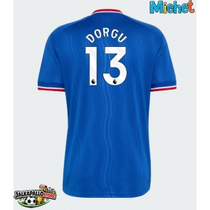 Manchester United Patrick Dorgu #13 Vieraspaita 2026-27 Lyhythihainen